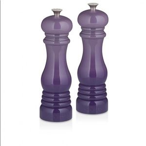Le Creuset salt and peper milt